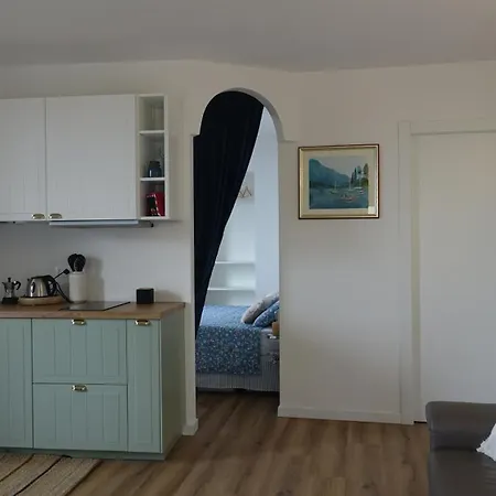 公寓 A Window On - Cozy House With View