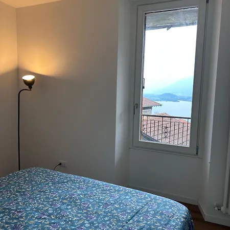 公寓 A Window On - Cozy House With View